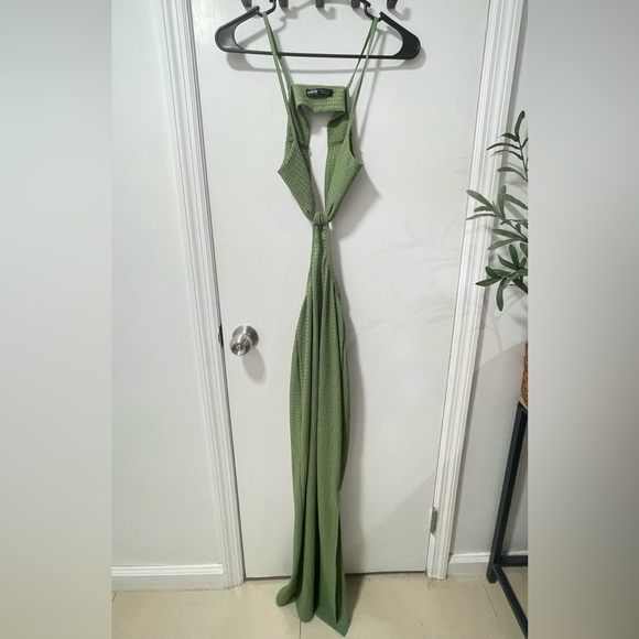 SHEIN Green Ruched Cut-Out Bodycon Dress - Picture 5 of 8